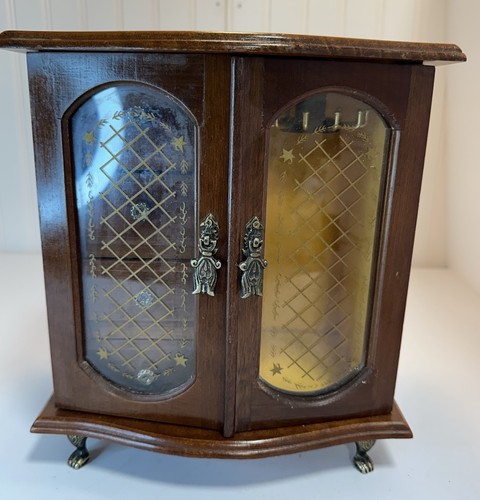 Vintage wood jewelry chest - wood,